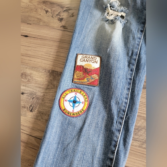 Torrid Boyfriend Patch Work jeans size 12R - Picture 3 of 9